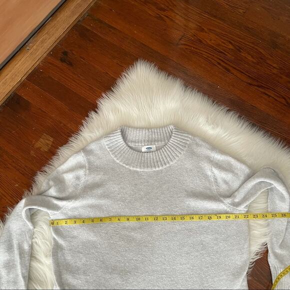 Old Navy Grey Sweater Ruffle Hem size Extra Large Gray Scale - Picture 4 of 5